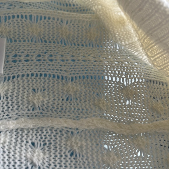 NWT knit crème biker shorts make offers 😍 - Picture 6 of 6